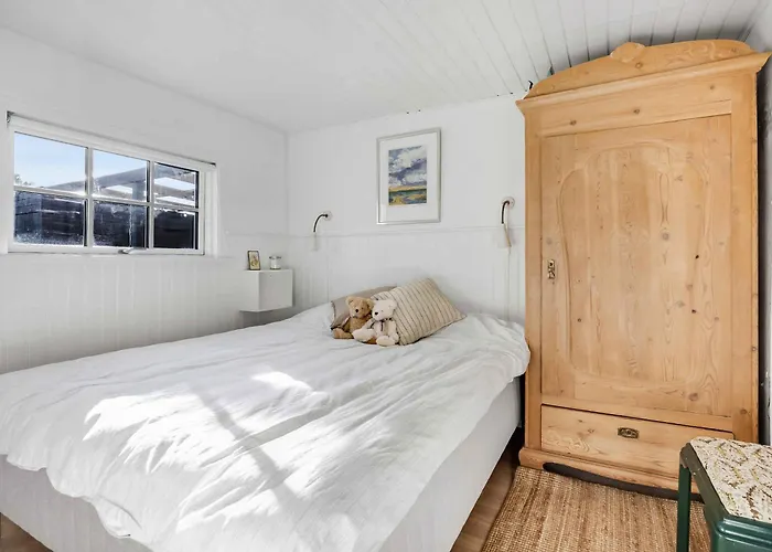 Lovely In 250 M To The *