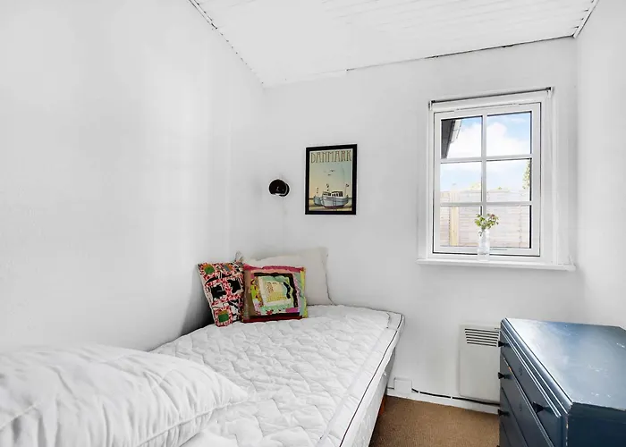 Casa vacanze Lovely In 250 M To The