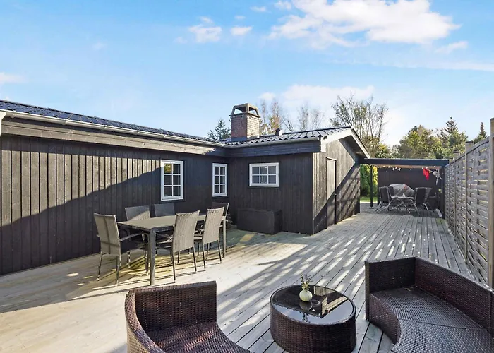 Lovely In 250 M To The Hals