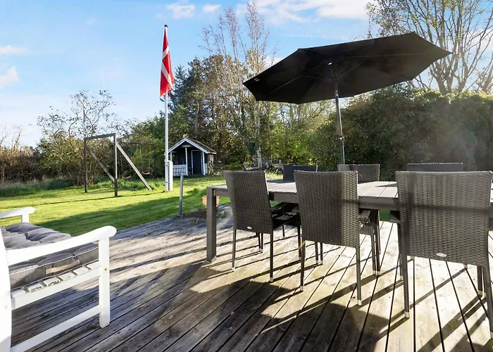 Casa vacanze Lovely In 250 M To The